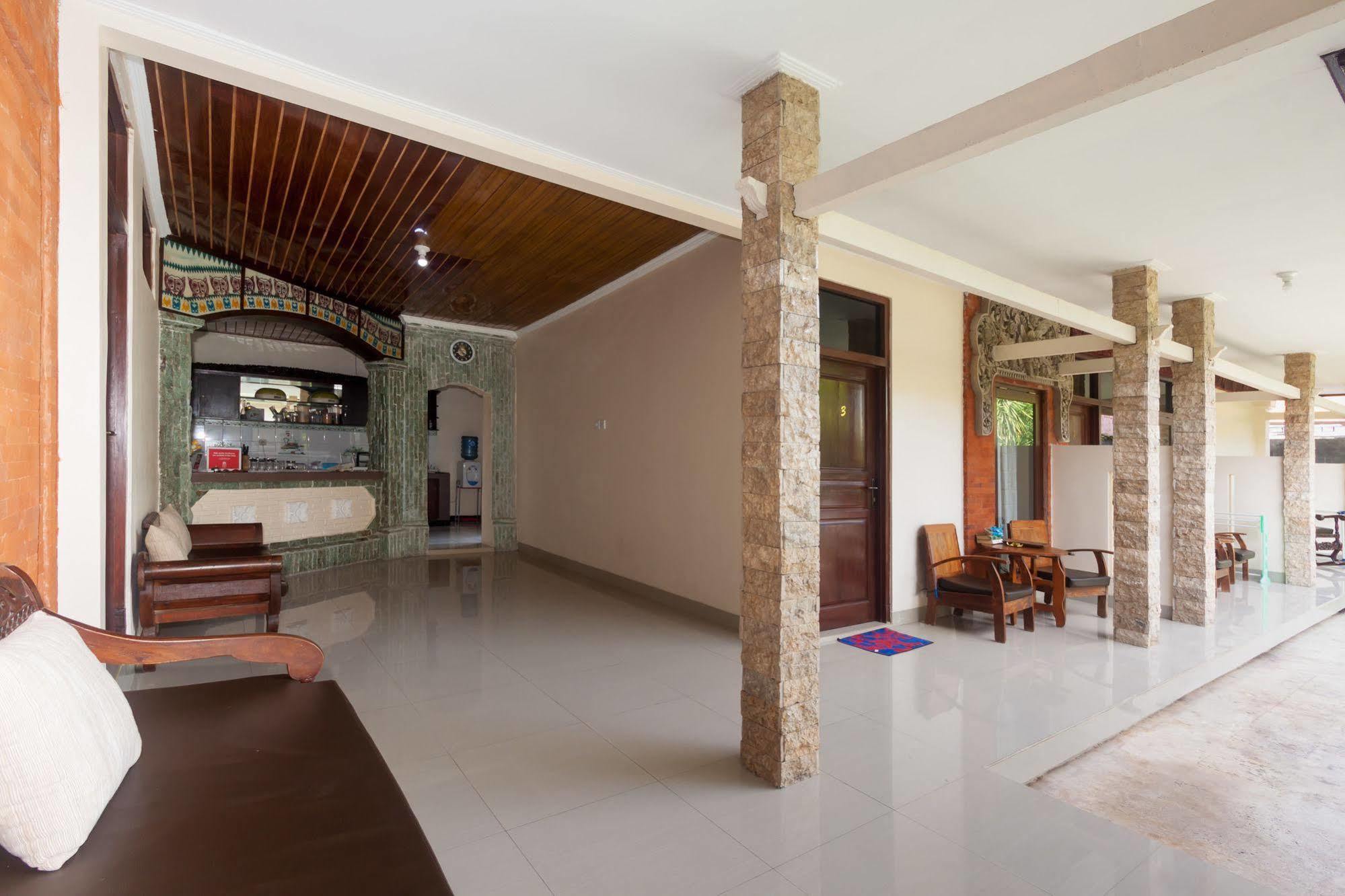 Zen Blanjong Sekawaru Hotel 2*